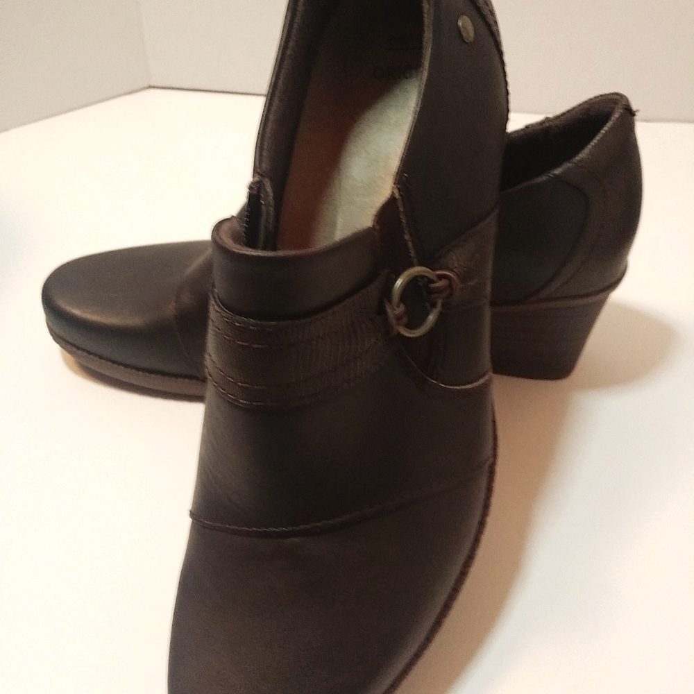 Earth Origins Shoes MCLEAN Brown Heels Leather